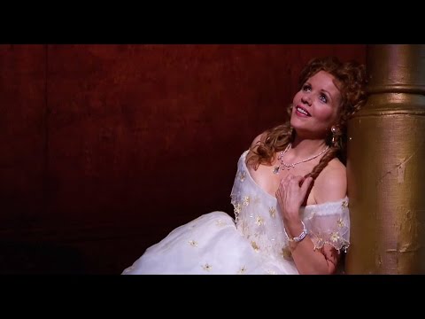 La traviata – 'Sempre libera' (Verdi; Renée Fleming, The Royal Opera)