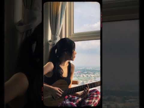 PARIS IN THE RAIN (Lauv) | acoustic cover by LyLy